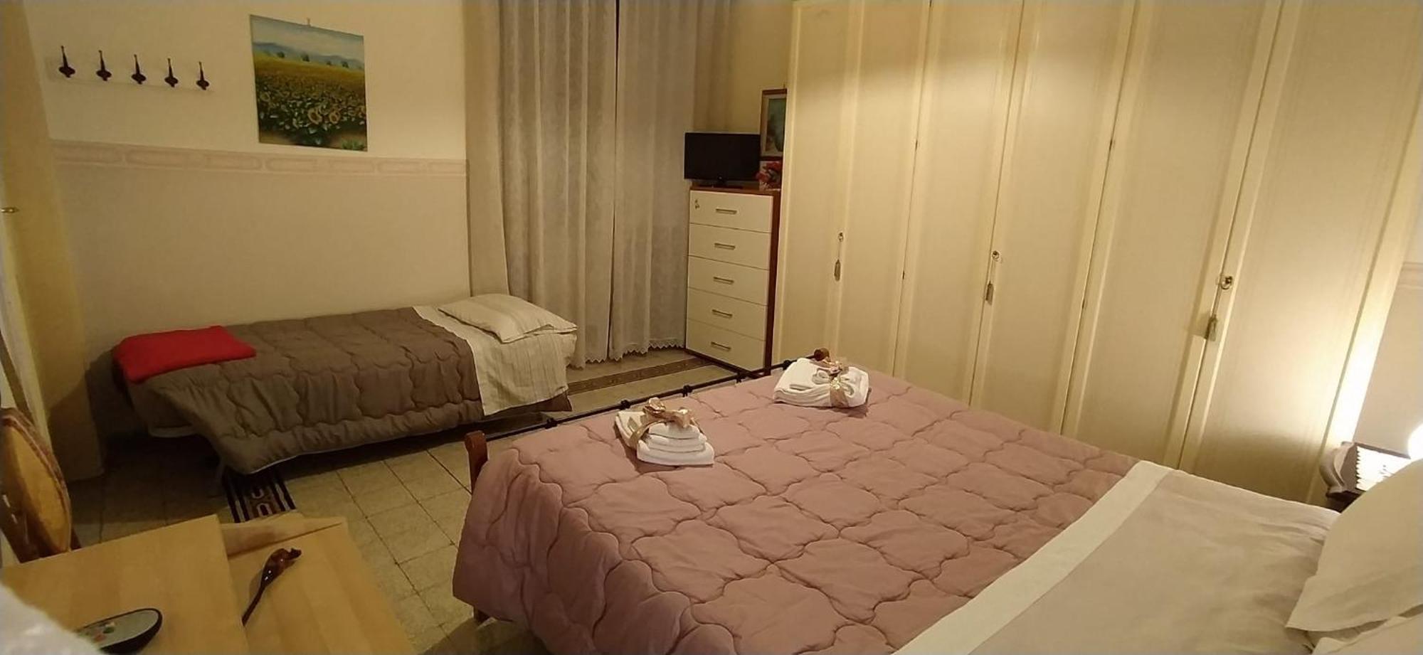 ナポリCasa Lillina A Toledo , Near Piazza Del Plebiscitoアパートメント エクステリア 写真