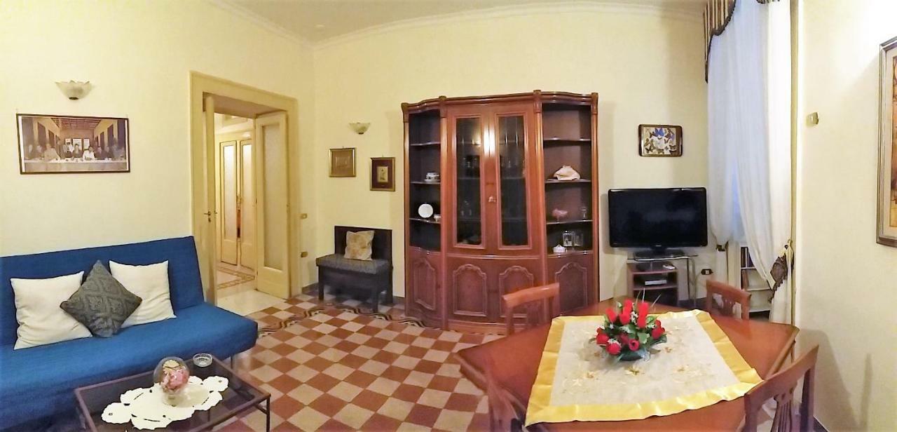 ナポリCasa Lillina A Toledo , Near Piazza Del Plebiscitoアパートメント エクステリア 写真