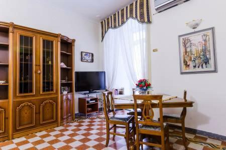 ナポリCasa Lillina A Toledo , Near Piazza Del Plebiscitoアパートメント エクステリア 写真